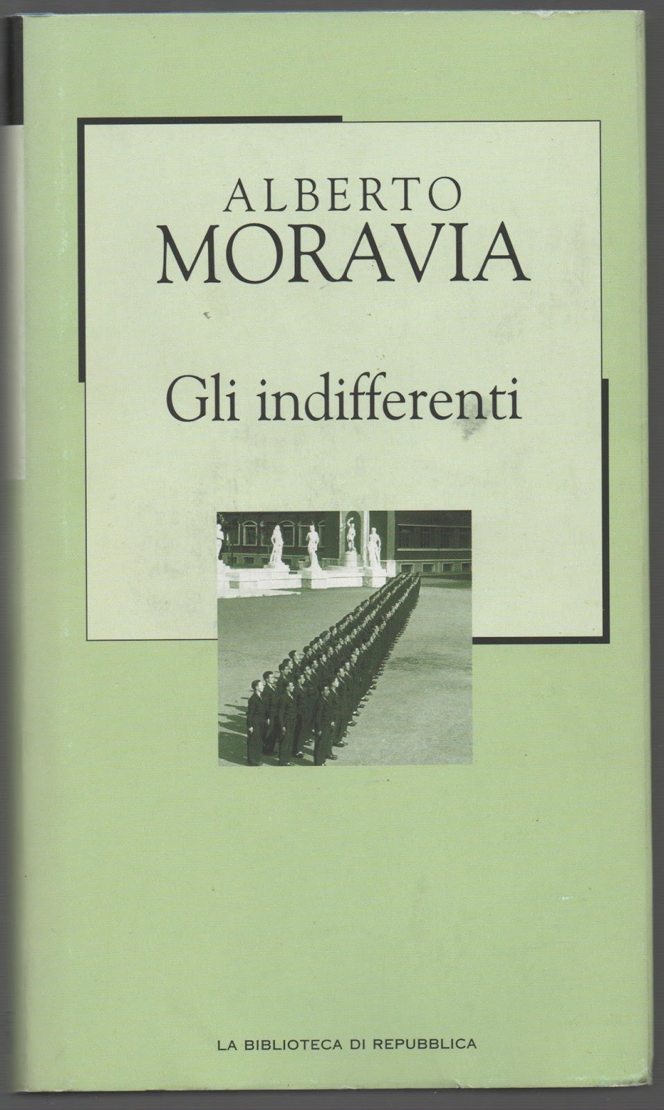 Copertina di Gli indifferenti